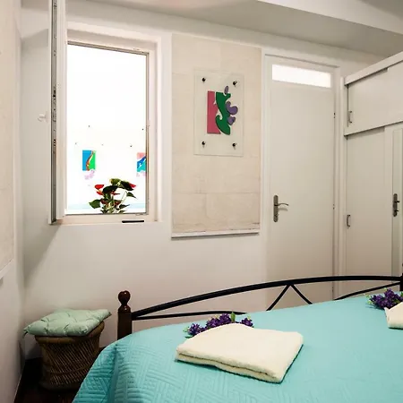 Apartmán Ibis Your Cosy Oasis With Private Parking And Patio *